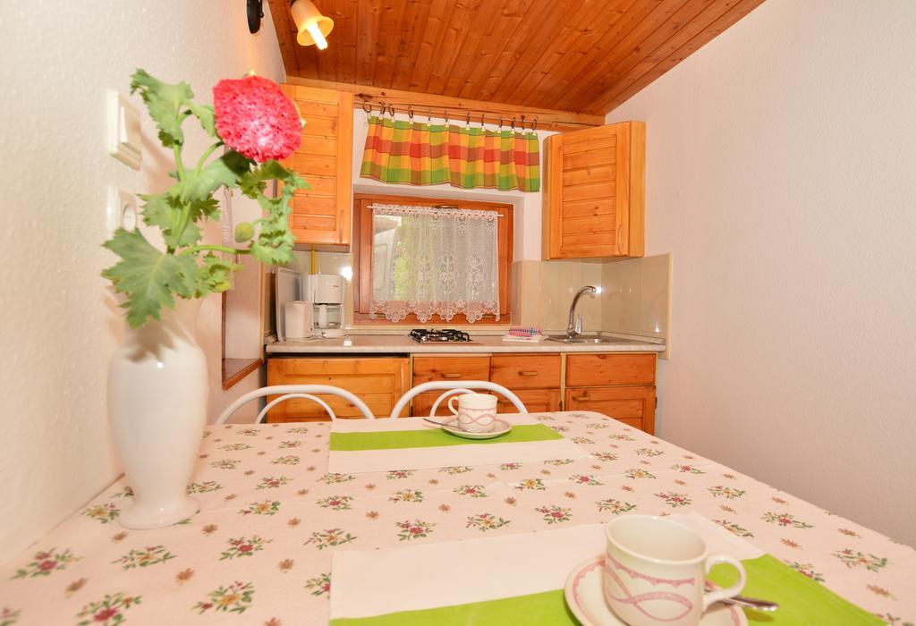 Viragoskert Apartman Хевиз Номер фото