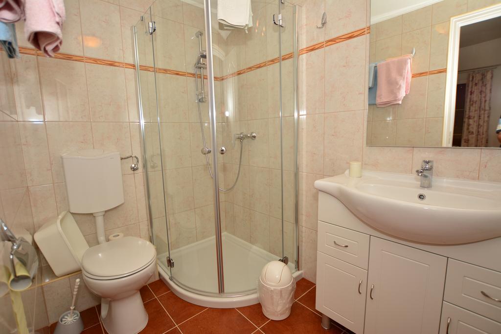 Viragoskert Apartman Хевиз Номер фото
