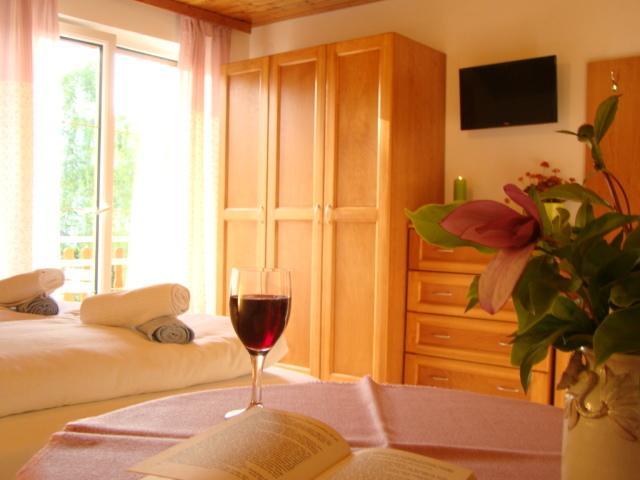 Viragoskert Apartman Хевиз Номер фото
