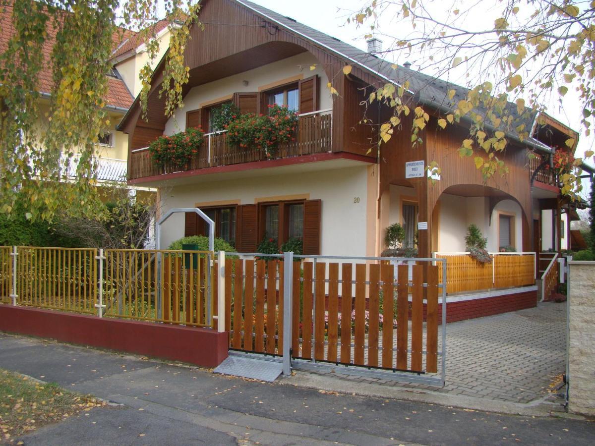 Viragoskert Apartman Хевиз Экстерьер фото